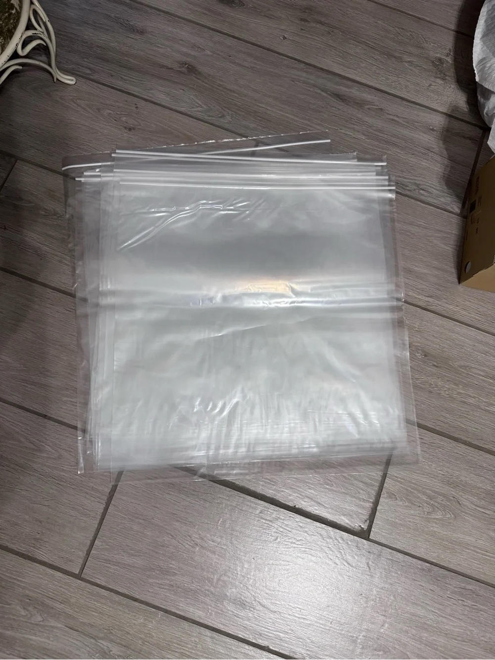 ✨ Airtight ✨40ct. 20x20 Poly Resealable Zip Plastic Bags - Clear